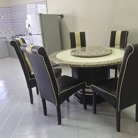 Mersing Spacious 3Bedroom With Free Parking Space Buitenkant foto